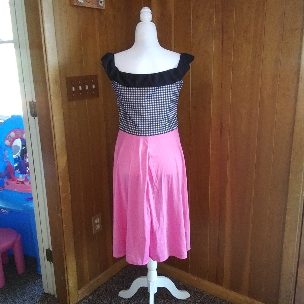 LAST CHANCE! Adult Poodle Girl Costume Dress - Picture 6 of 8